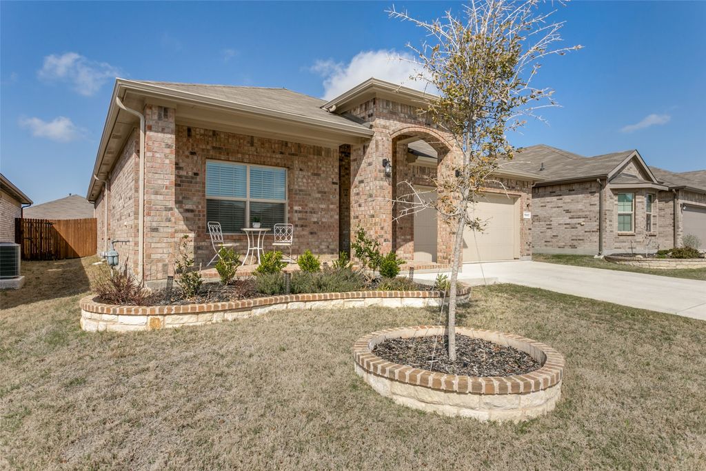 15817 Bronte Lane, Justin, TX 76247