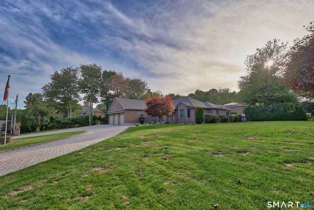4 Florence Drive, Prospect, CT 06712