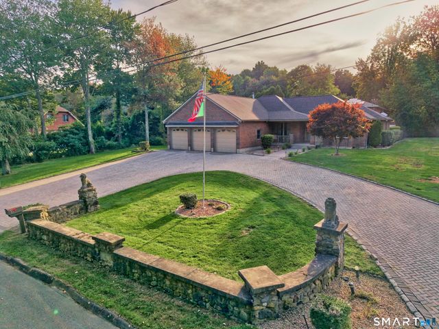 4 Florence Drive, Prospect, CT 06712