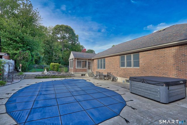 4 Florence Drive, Prospect, CT 06712