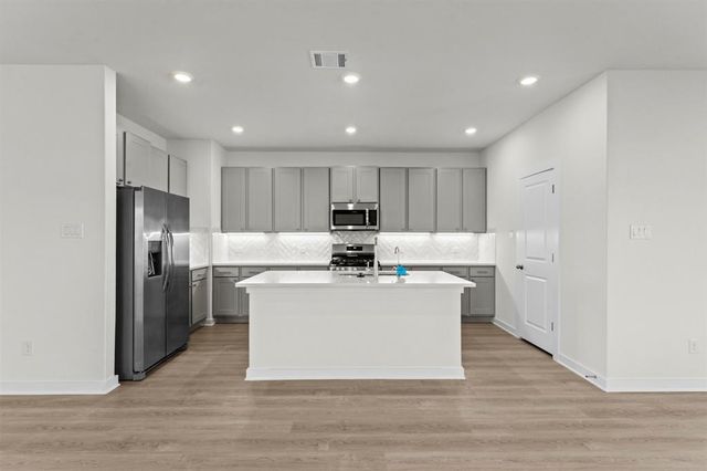 2657 Lake Bryan Drive, Dayton, TX 77535