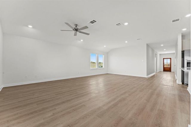 2657 Lake Bryan Drive, Dayton, TX 77535