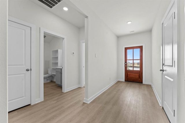 2657 Lake Bryan Drive, Dayton, TX 77535