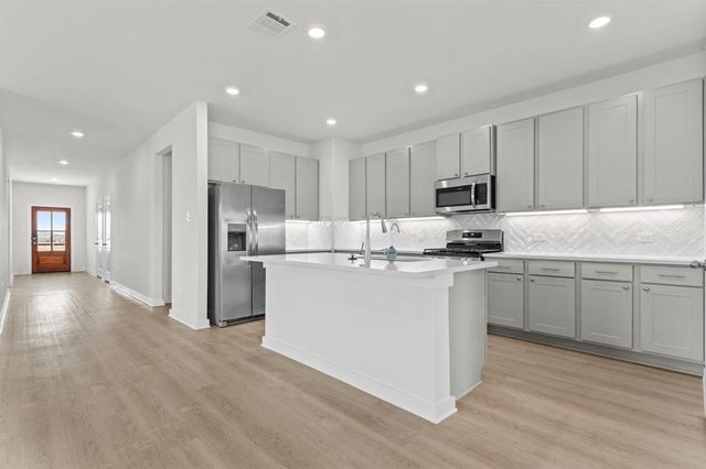 2657 Lake Bryan Drive, Dayton, TX 77535