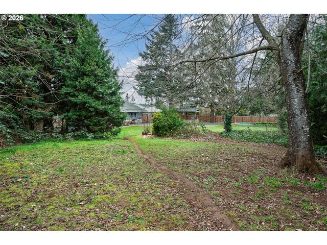 21480 S CLEARVIEW Ct, Oregon City, OR 97045