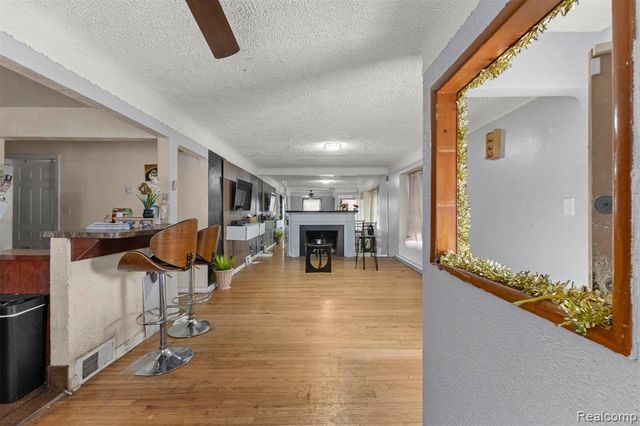 20529 Ardmore Street, Detroit, MI 48235