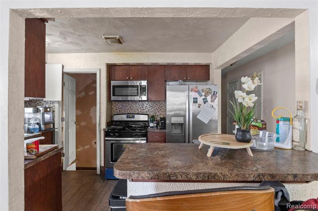 20529 Ardmore Street, Detroit, MI 48235