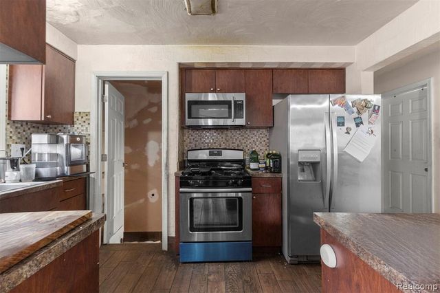 20529 Ardmore Street, Detroit, MI 48235