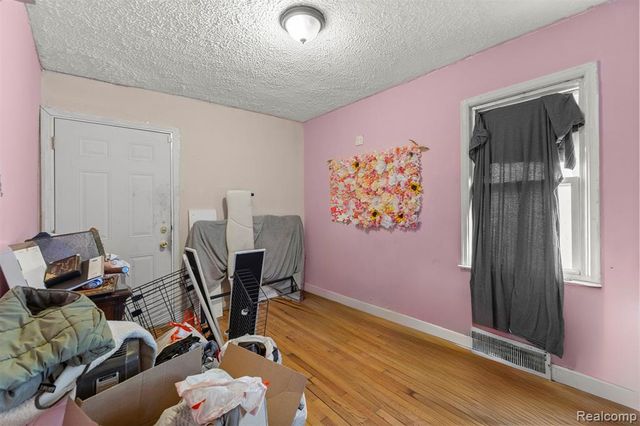 20529 Ardmore Street, Detroit, MI 48235