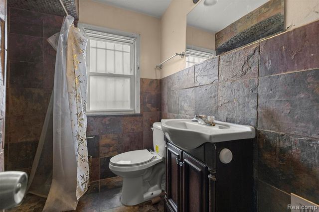 20529 Ardmore Street, Detroit, MI 48235