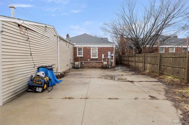 20529 Ardmore Street, Detroit, MI 48235