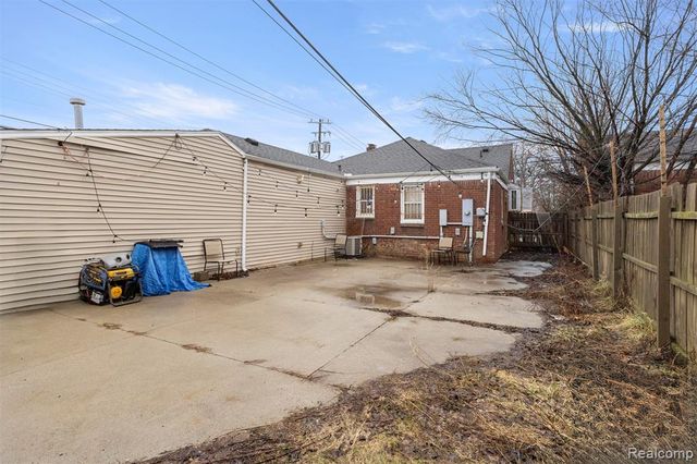 20529 Ardmore Street, Detroit, MI 48235