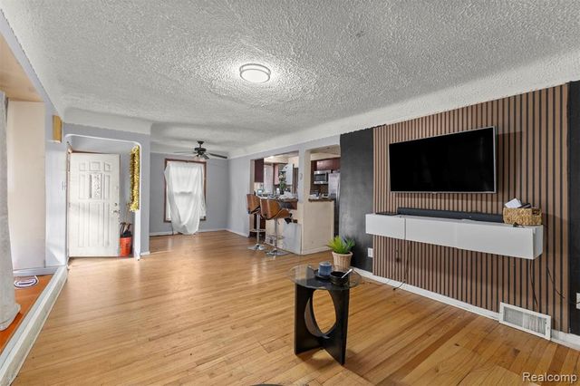 20529 Ardmore Street, Detroit, MI 48235