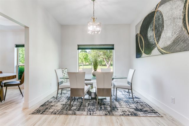 1561 Century Oaks Drive, Lewisville, TX 75077