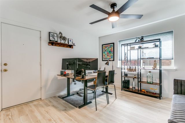 1561 Century Oaks Drive, Lewisville, TX 75077