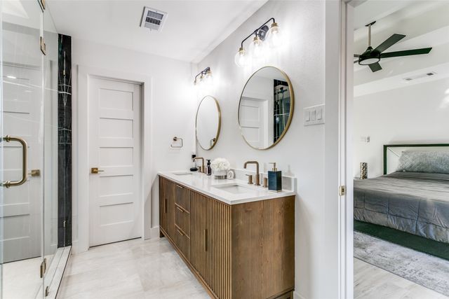 1561 Century Oaks Drive, Lewisville, TX 75077