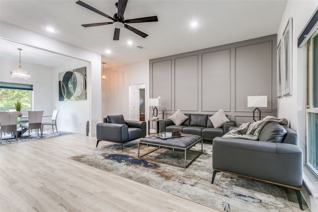 1561 Century Oaks Drive, Lewisville, TX 75077