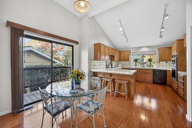 124 Winding Canyon Ln, Folsom, CA 95630