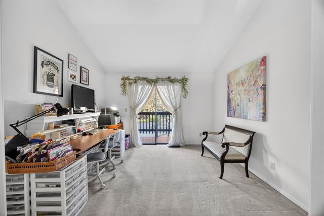 124 Winding Canyon Ln, Folsom, CA 95630