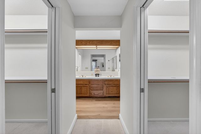 124 Winding Canyon Ln, Folsom, CA 95630