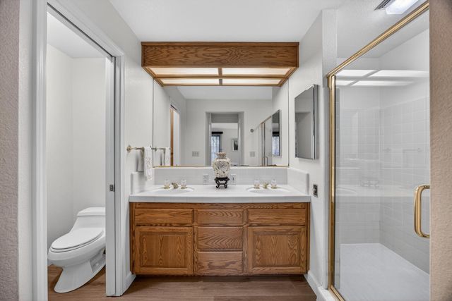 124 Winding Canyon Ln, Folsom, CA 95630