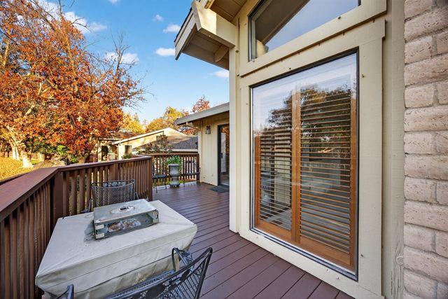 124 Winding Canyon Ln, Folsom, CA 95630