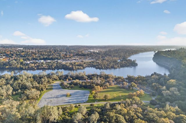 124 Winding Canyon Ln, Folsom, CA 95630