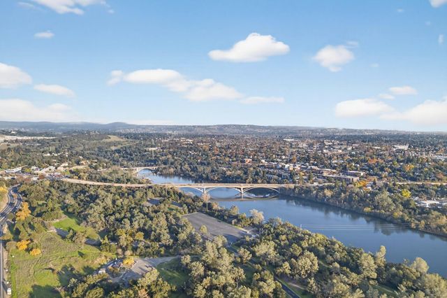 124 Winding Canyon Ln, Folsom, CA 95630