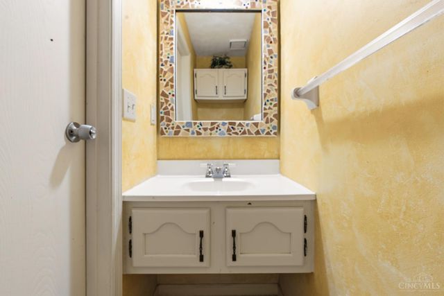 4968 Francisview Drive, Delhi Twp, OH 45238