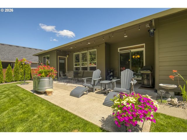 1410 Ne CASCADIA RIDGE Dr, Estacada, OR 97023