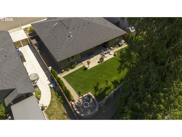 1410 Ne CASCADIA RIDGE Dr, Estacada, OR 97023