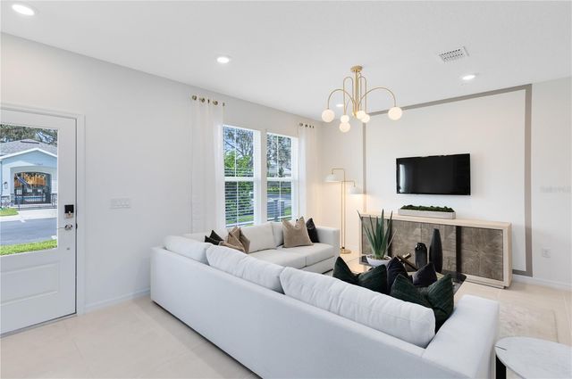 7876 EMERALD PALM STREET, Orlando, FL 32829