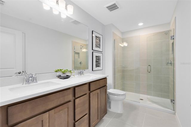 7876 EMERALD PALM STREET, Orlando, FL 32829