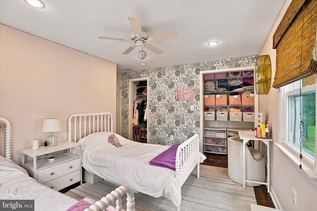 1312 BRADFORD RD, Oreland, PA 19075