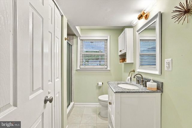 1312 BRADFORD RD, Oreland, PA 19075