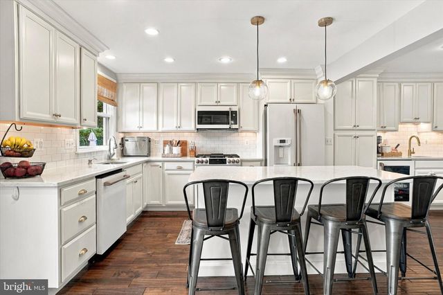1312 BRADFORD RD, Oreland, PA 19075