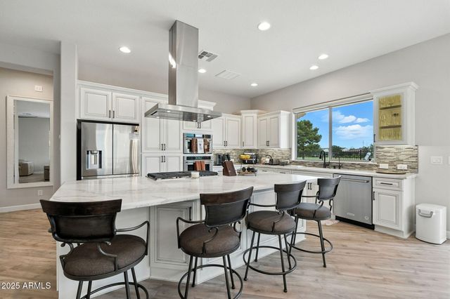 472 E BRACCIANO Avenue, San Tan Valley, AZ 85140