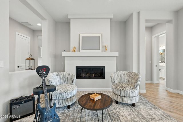 472 E BRACCIANO Avenue, San Tan Valley, AZ 85140