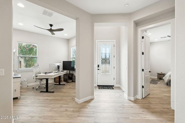 472 E BRACCIANO Avenue, San Tan Valley, AZ 85140