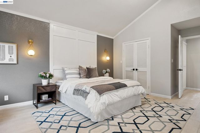 30 Sea Brg, Alameda, CA 94502