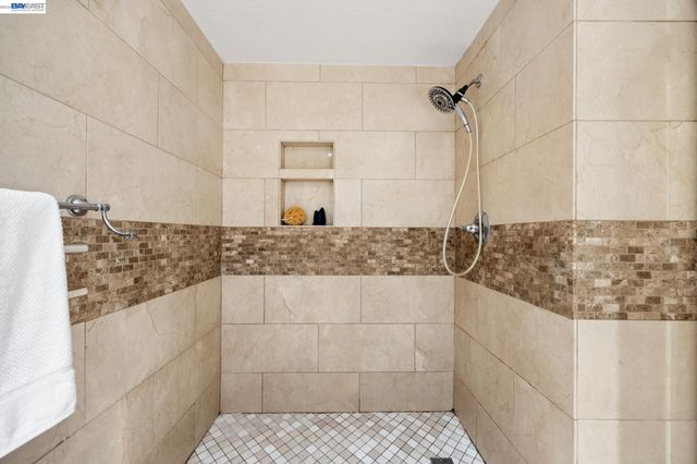 30 Sea Brg, Alameda, CA 94502