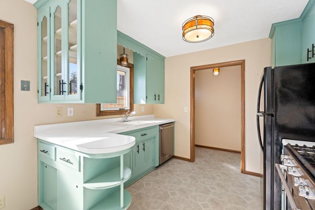 10216 Zenith Lane, Bloomington, MN 55431