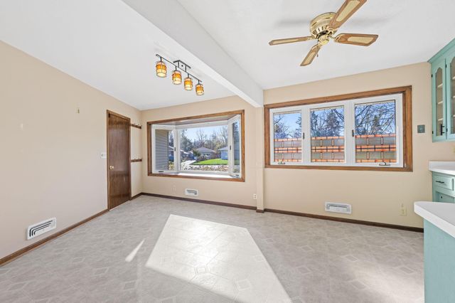 10216 Zenith Lane, Bloomington, MN 55431