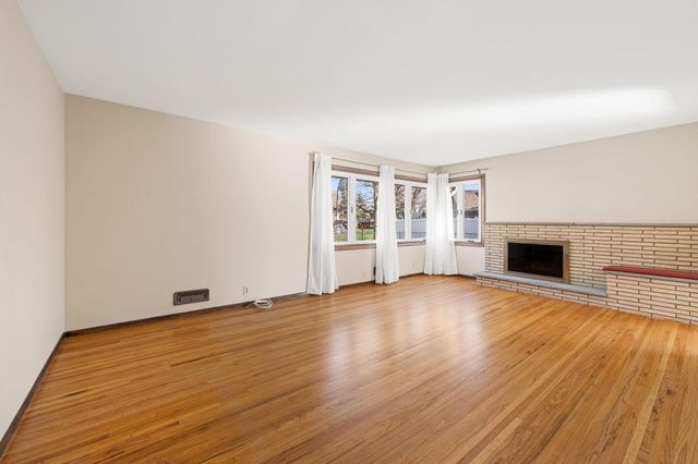 10216 Zenith Lane, Bloomington, MN 55431