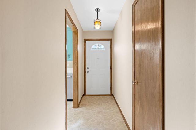 10216 Zenith Lane, Bloomington, MN 55431