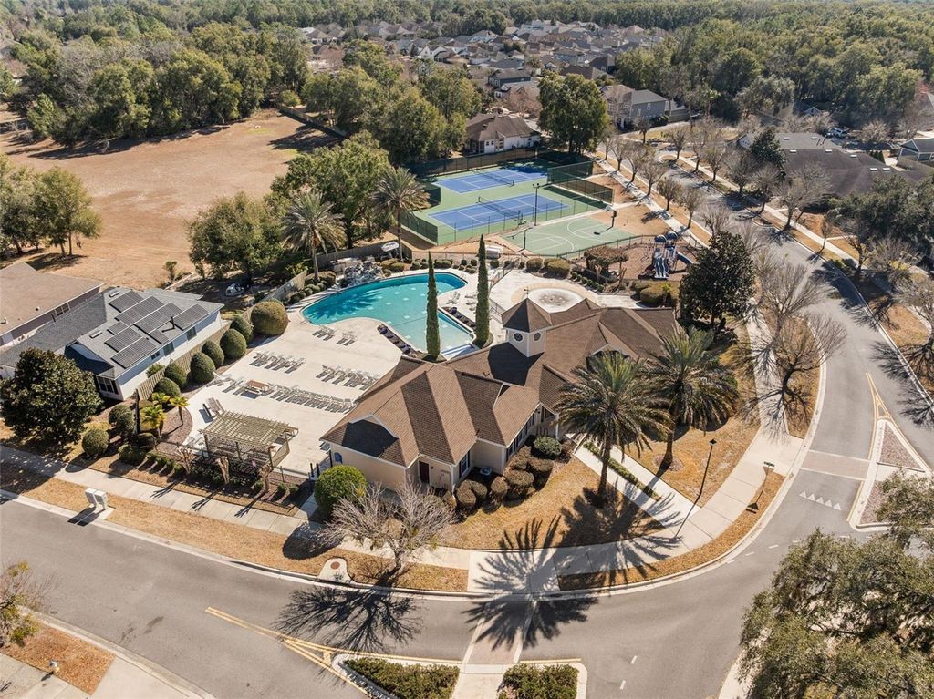 Image 30 of property listing at 7880 SW 80TH DRIVE, Gainesville, FL 32608