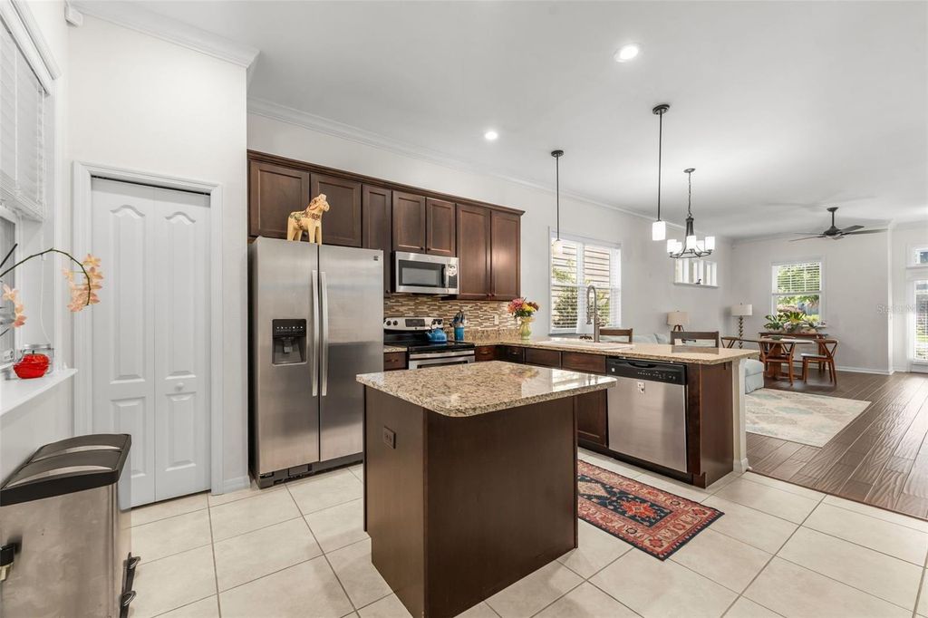 Image 5 of property listing at 7880 SW 80TH DRIVE, Gainesville, FL 32608