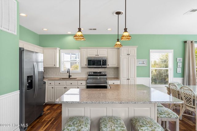 14 Private Drive, Ocean Isle Beach, NC 28469