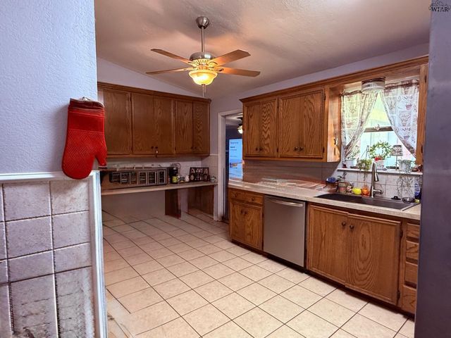 1309 OAKHURST DRIVE, Wichita Falls, TX 76302