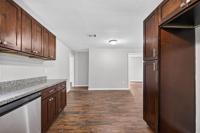 1112 Johnson Street, Pasadena, TX 77506